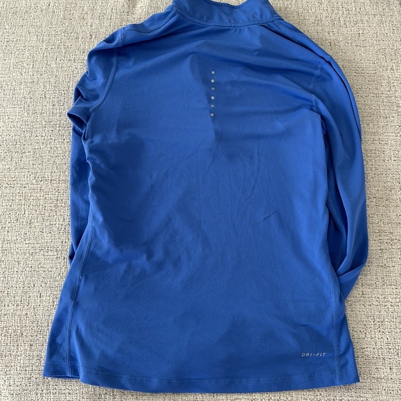 Nike drift top - Picture 6 of 6